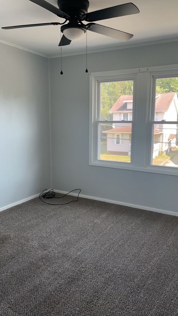 Building Photo - 3-Bedroom, 1-Bathroom Single Family Home f...