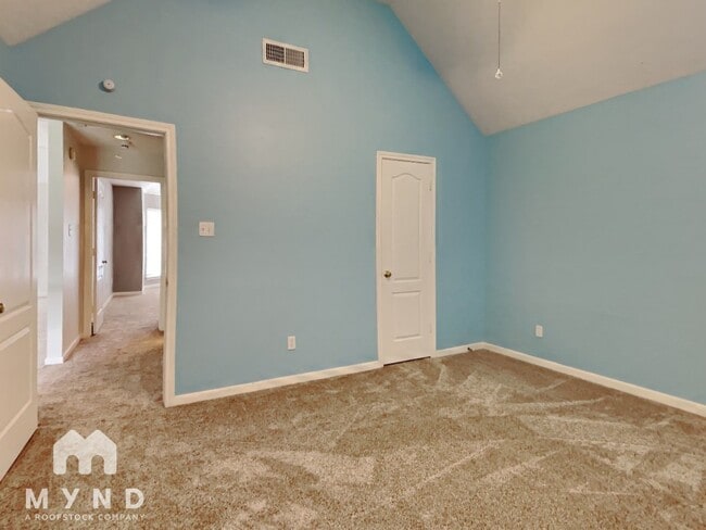Building Photo - 1306 Silverleaf Dr