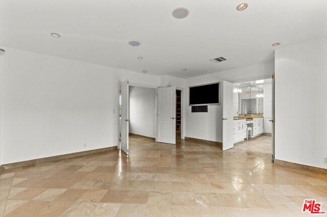 Building Photo - 12510 W Sunset Blvd
