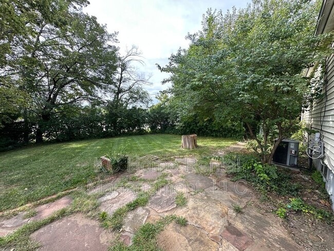Building Photo - 6615 W 62nd St