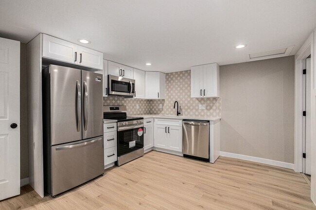 Building Photo - Just Remodeled!