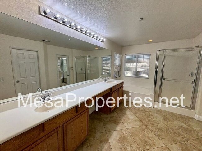 Building Photo - 7440 Freeport Cir