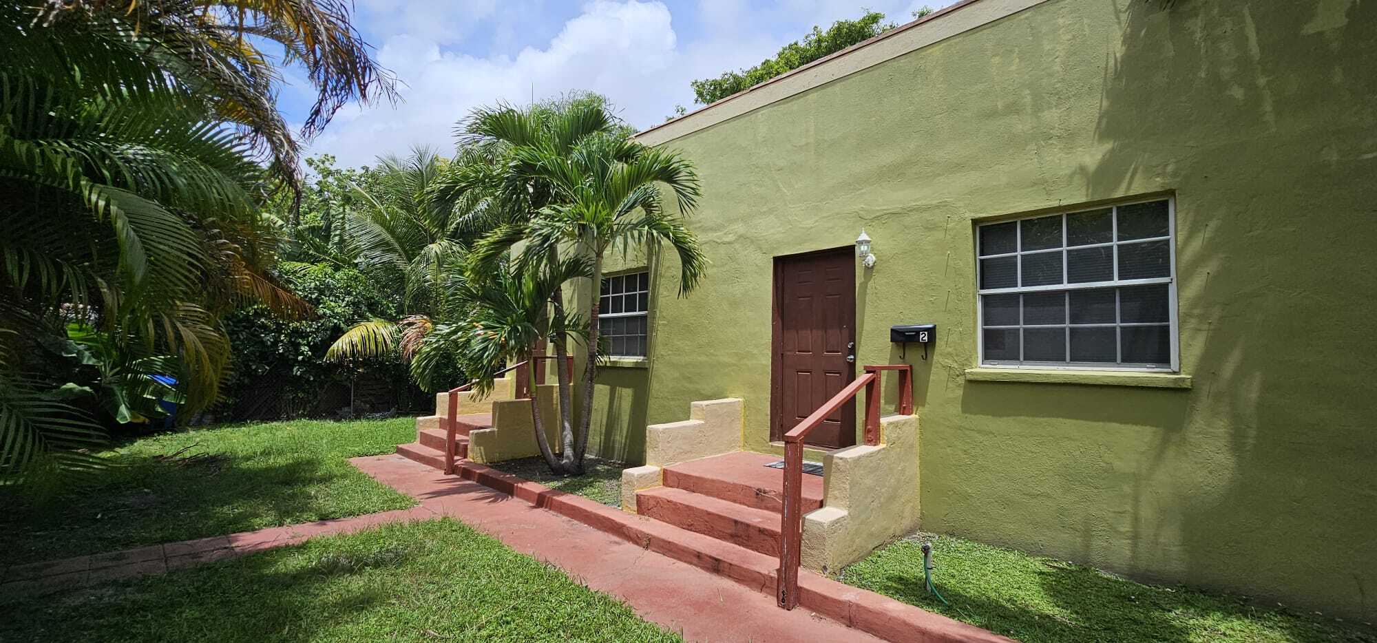 Building Photo - 9614 NW 5th Ave