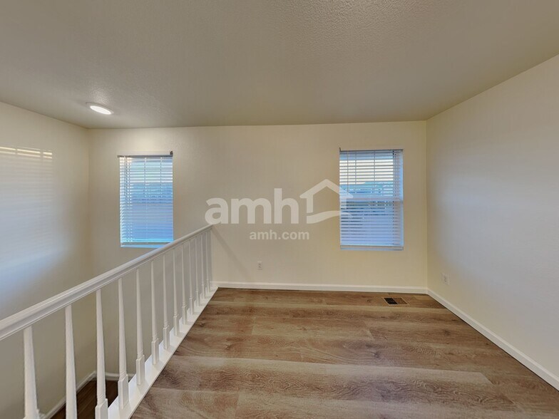 Building Photo - 1192 S Coolidge Cir