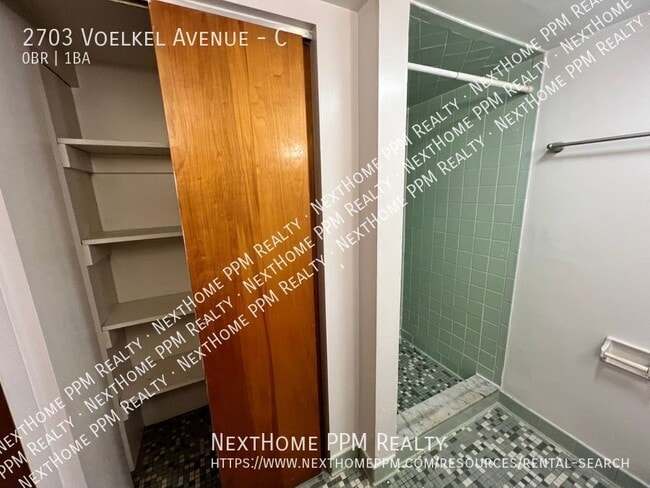 Building Photo - 2703 Voelkel Ave