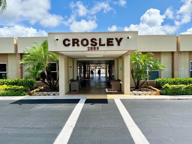 Building Photo - 2805 Crosley Dr E