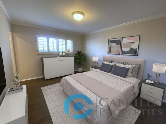 Building Photo - 3076 Governor Dr