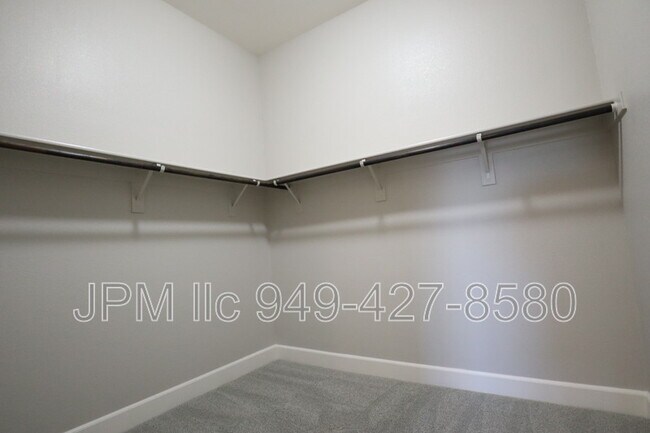 Building Photo - 12925 Sapphire Point Dr