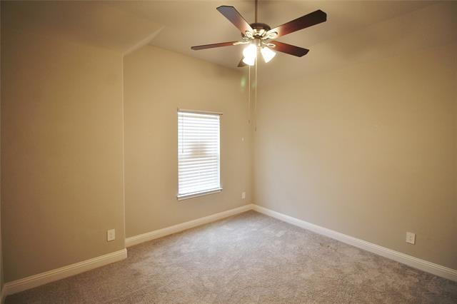 Building Photo - 412 Abbott Ln