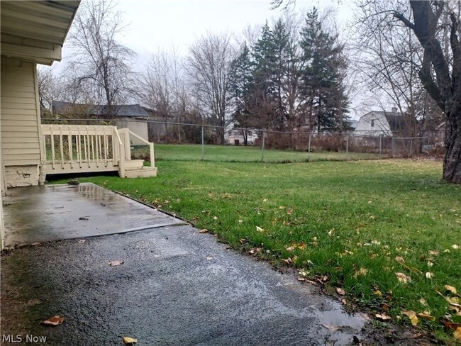 Building Photo - 2450 Vestal Rd