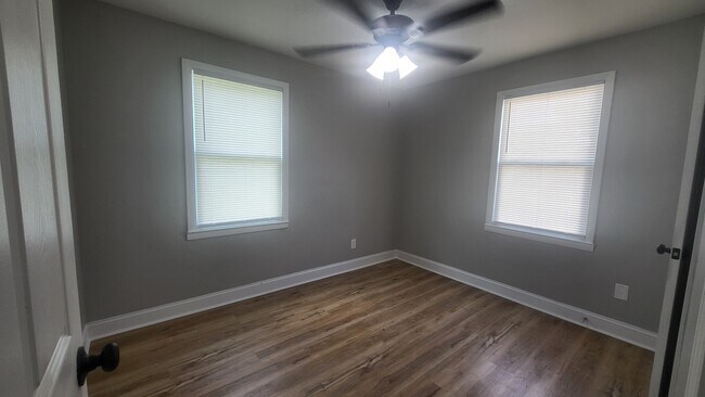 Building Photo - 4220 Gailwood Ave