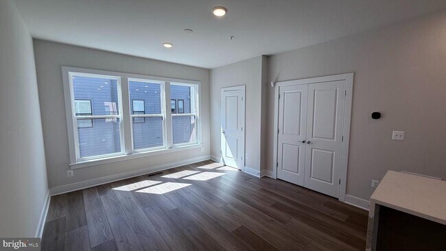 Building Photo - 12742 Verdant Wy