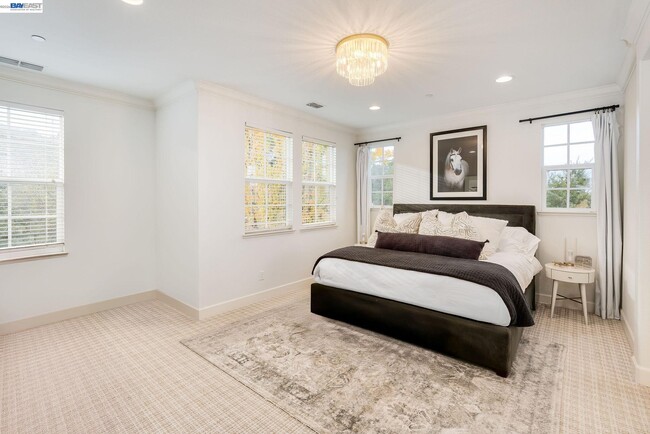 Building Photo - 310 Elworthy Ranch Cir