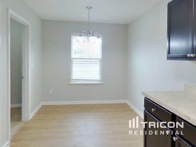 Building Photo - 78611 Rock Ct