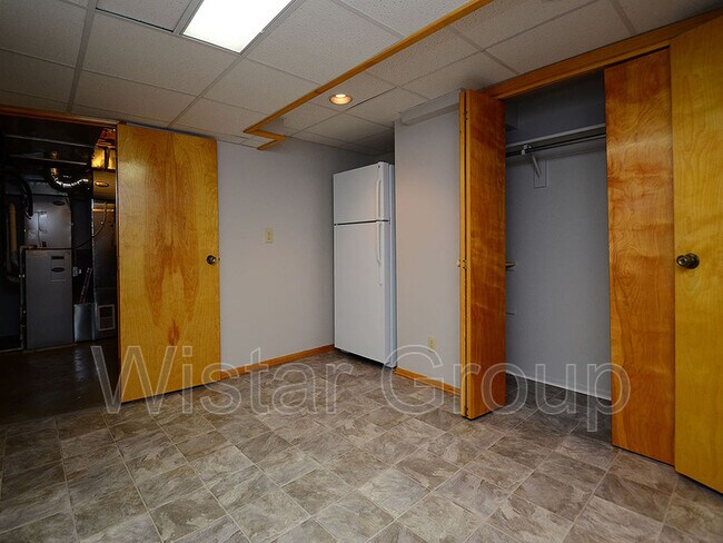 Building Photo - 2130 S 48th St