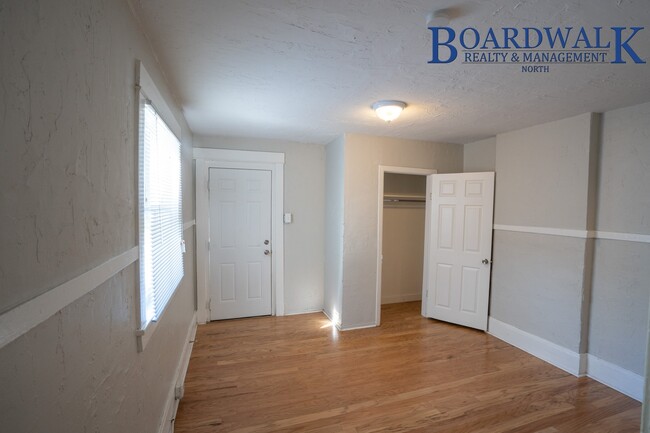 Building Photo - 636 27th St