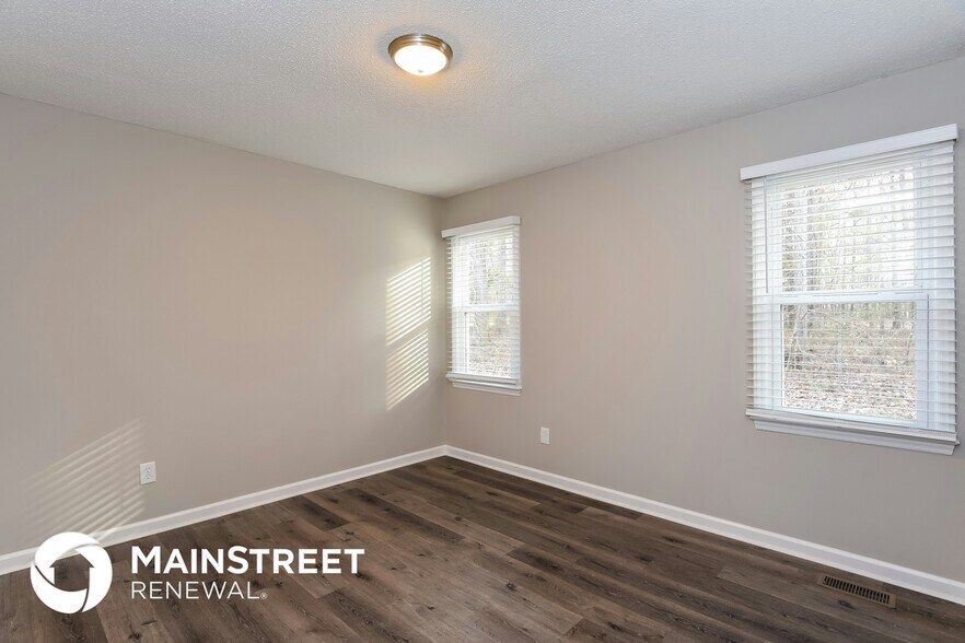 Building Photo - 5208 Relay Way