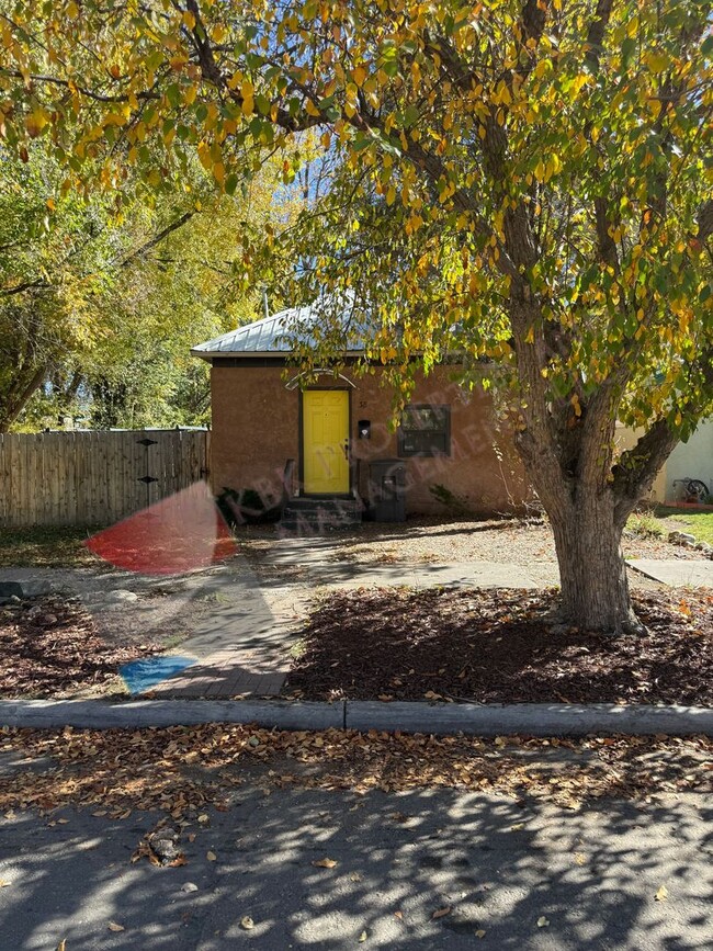 Primary Photo - 38 Cascade Ave