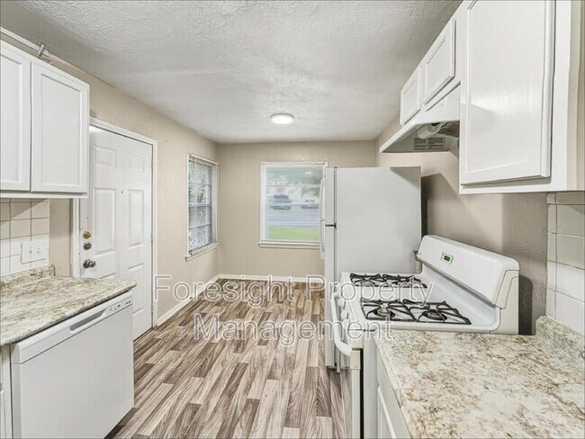 Building Photo - 5013 Kessler Rd