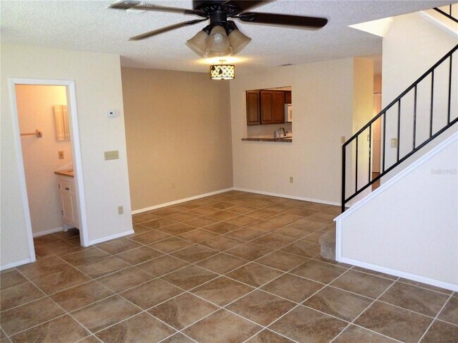 Building Photo - 2872 Wareham Ct