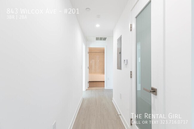 Building Photo - 843 Wilcox Ave