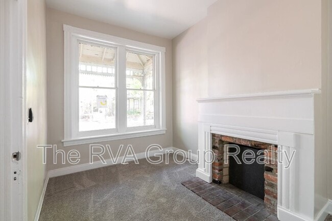 Building Photo - 609 N 27th St