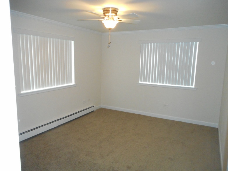 Building Photo - 244 N Smith St