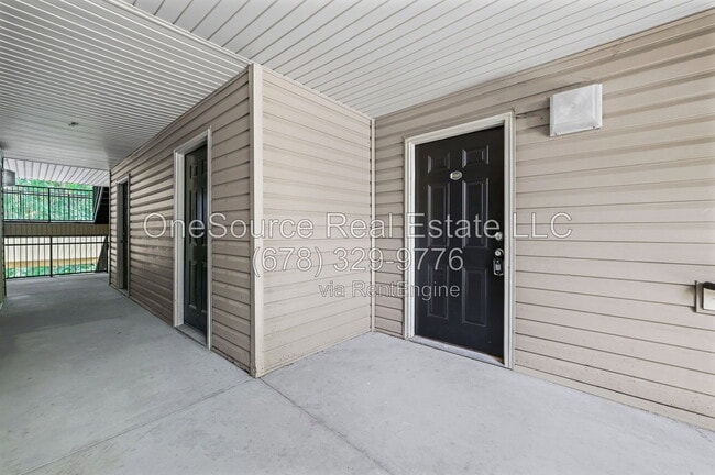 Building Photo - 3202 Fairington Club Dr