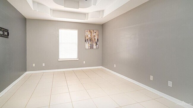 Building Photo - 19 Buffalo Ave