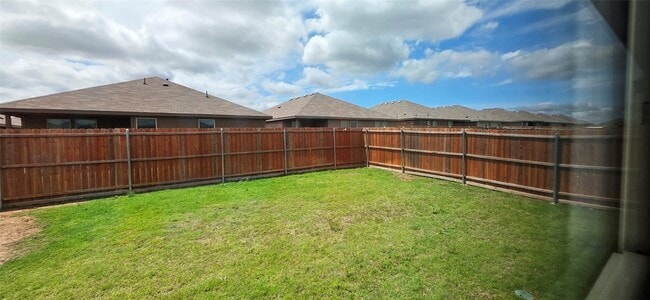 Building Photo - 9021 Eagles Landing Dr
