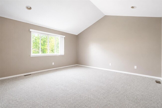 Building Photo - 22733 Coachlight Cir