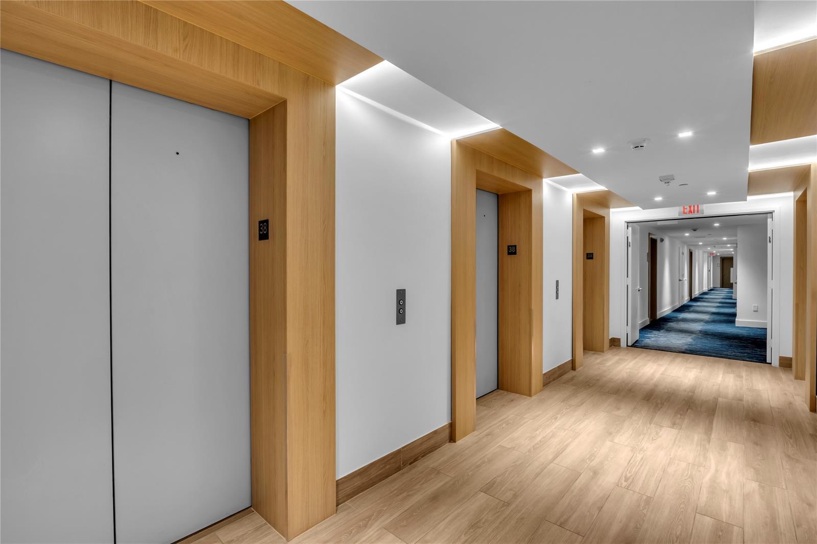 Building Photo - 90 SW 3rd St