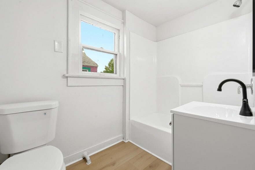 Building Photo - 4205 Buell Dr