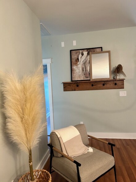 Building Photo - 8420 Waltham Rd