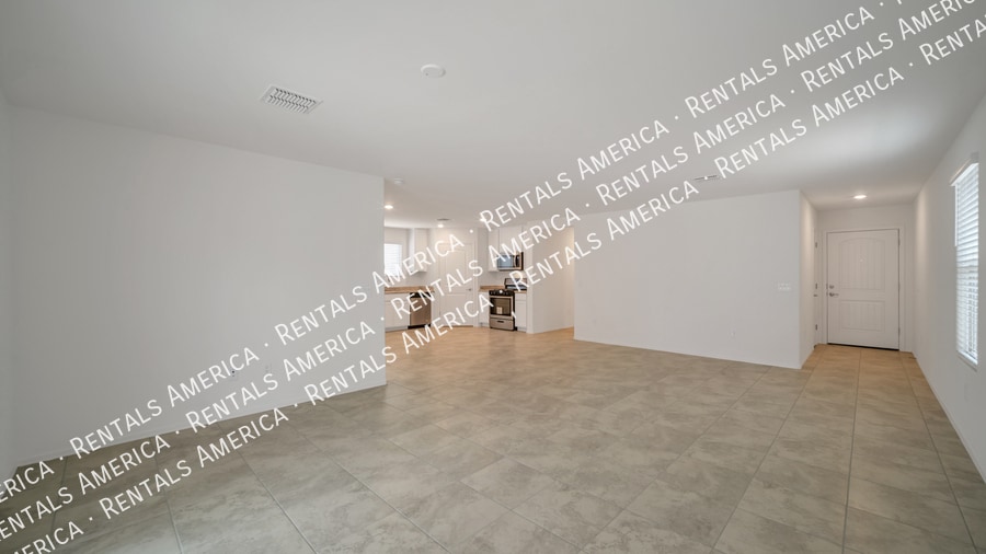 Building Photo - 7936 S Golden Bell Dr