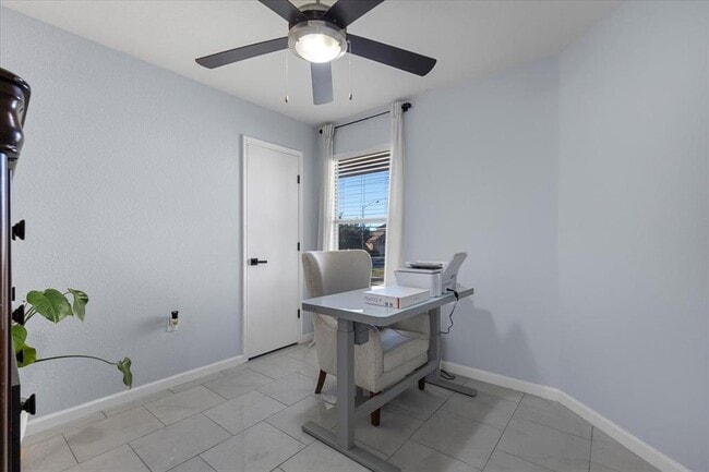 Building Photo - 8824 Southwick Dr