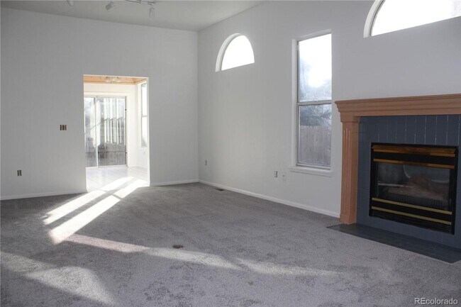 Building Photo - Home in Saddlebrook, Parker!