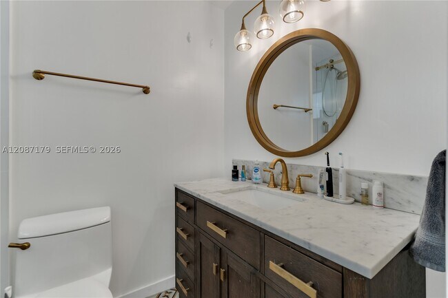 Building Photo - 2437 SW 99th Ct