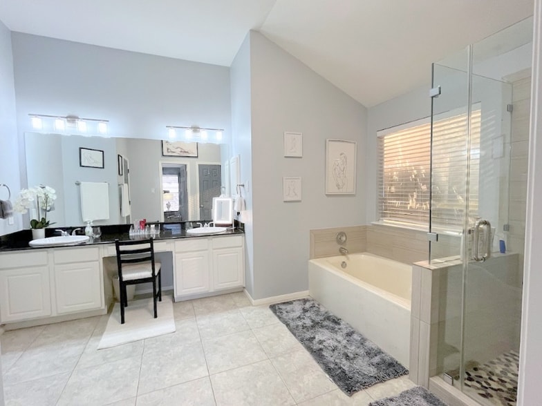 Building Photo - 4315 Trailwood Dr