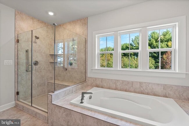 Building Photo - 1448 Lavender Clf Wy