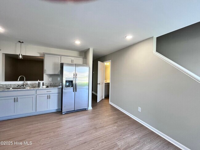 Building Photo - 1248 Masters Ln