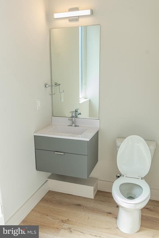 Building Photo - 37 Oakland St