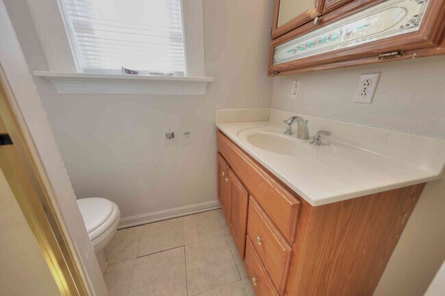 Building Photo - 4330 Gertrude Ave