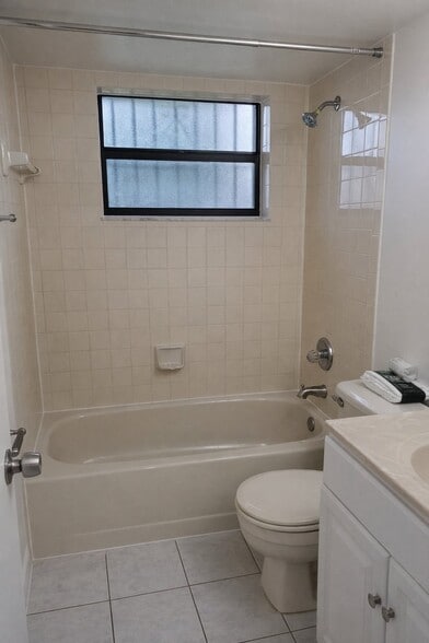 Building Photo - 10885 NW 7th St