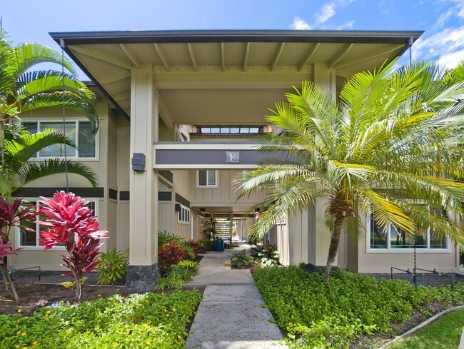 Building Photo - 75-6025 Alii Dr. F102