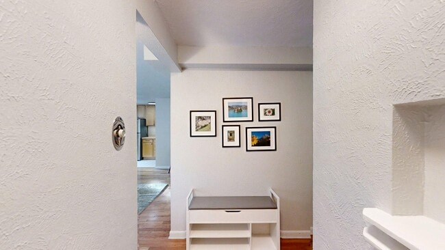 Building Photo - 1190 Clermont St