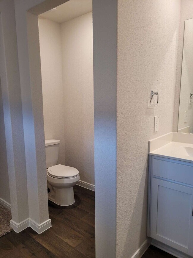 Building Photo - 211 Callado Cir