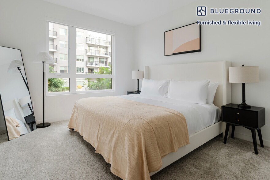 Building Photo - 3301 Innovation Wy