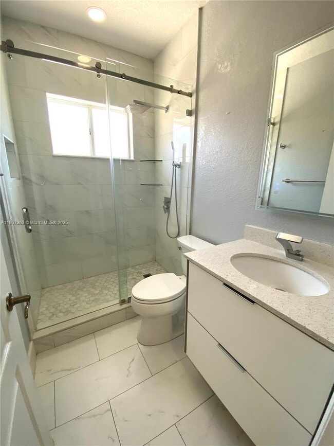 Building Photo - 8100 W 28th Ct