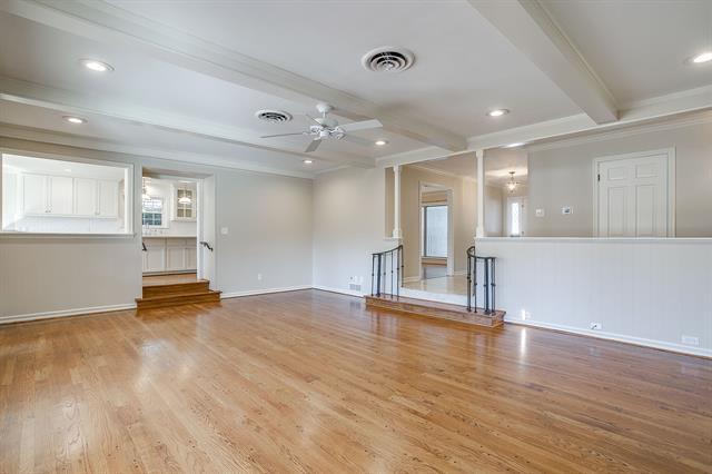 Building Photo - 2400 Winton Terrace W